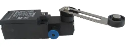 NEW OMRON D4N-4A2GR-NPT LIMIT SWITCH D4N4A2GRNPT