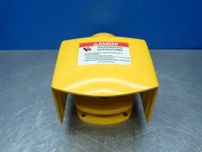 NEW SQUARE D 9002
