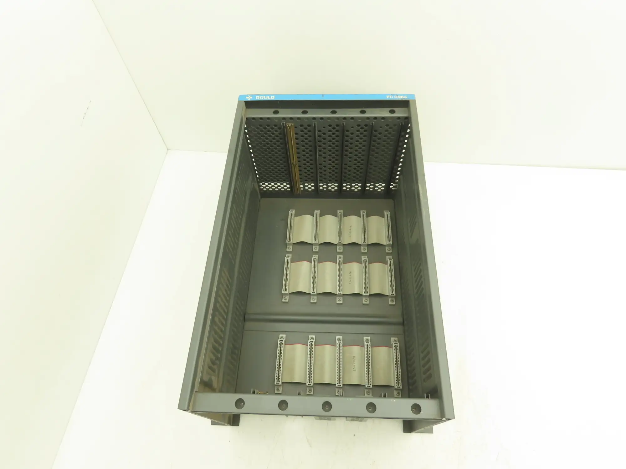 Gould AS-984A-816 PLC Controller I/O Chassis Rack