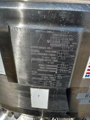 Tank, 181 Gallon, 316L Stainless Steel, Full Vacuum, Jacketed, Agitated, 32 PSI, #5991496