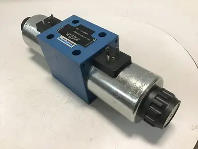 USED REXROTH 4WE10J32CG24N9Z4