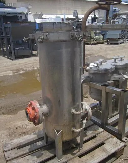 Used 1982 FULFLO _UNKNOWN_ Cartridge Filters California US | Machinery & Equipment #137620