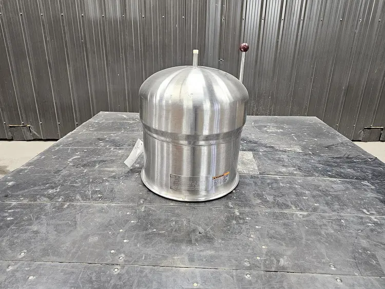 Used 2014 CROWN FOOD SERVICE EQUIPT. LTD DC-12 Stainless Steel Tanks Quebec CA | Carter-Wilson Equipment Services #1229339