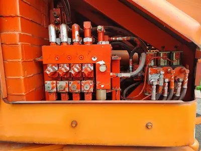 Used 1985 CALAVAR CONDOR 46N Telescopic Boom Lifts Michigan US | Proxy Equipment #1426064
