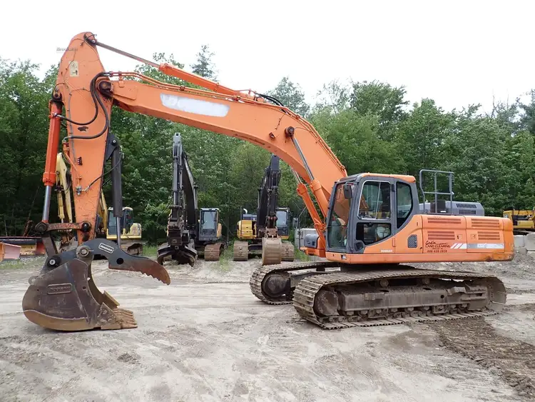 Used 2013 DOOSAN DX350 LC-3 Crawler Excavators Massachusetts US | Brookside Equipment Sales #1422139