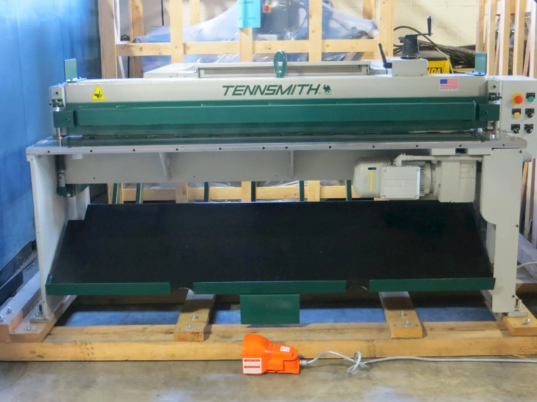 New 16 Ga. x 6 ft., Tennsmith Power Shear, Model MSE616 - F