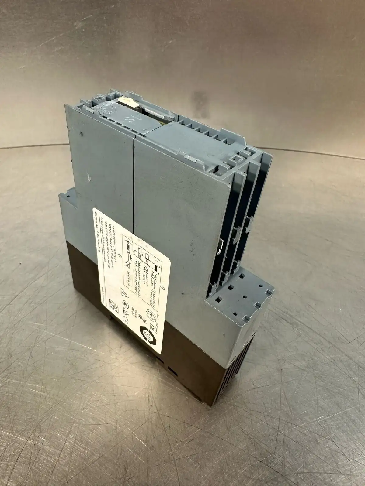 Siemens 3SK1211-2BB40 SAFETY RELAY (5.4.4)