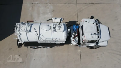 Used 2019 VOLVO VHD64B200 Vacuum Truck Texas US | Roll Off Truck World #1491998