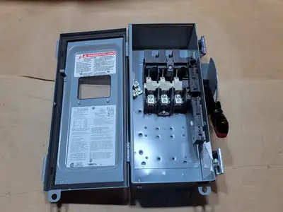 New | in-Stock SCHNEIDER CHU361AWK Switchgears British Columbia CA | Lenmark #1434789