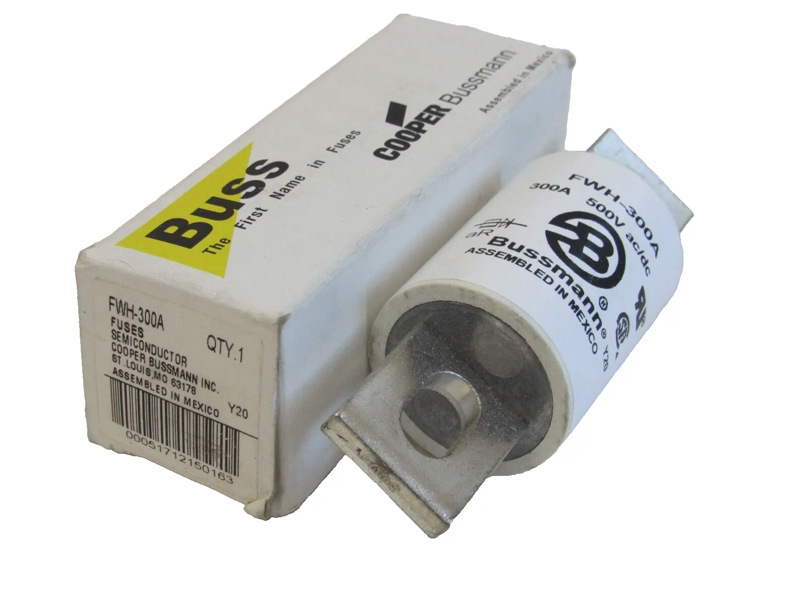 NEW COOPER BUSSMANN FWH-300A SEMI CONDUCTOR FUSES