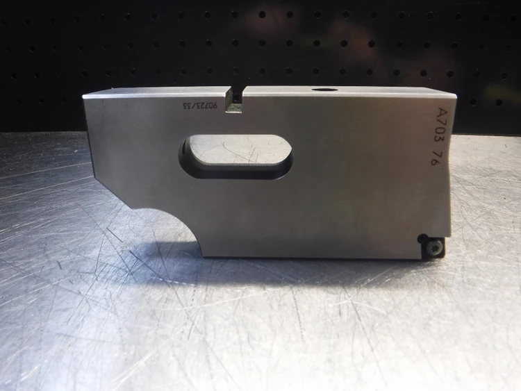 Used _UNKNOWN_ _UNKNOWN_ Boring Head Accessories Michigan US | Superior Machine & Tool Inc #210910