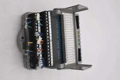 GIDDINGS & LEWIS M.1300.7372 R1 Input Module 24VDC SINK/SOURCE STOCK 646-D