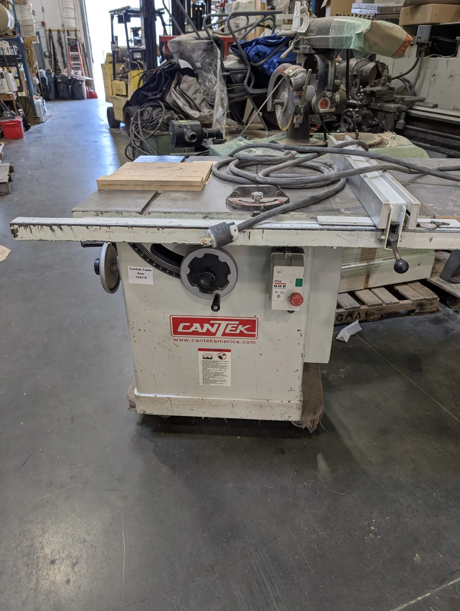 Cantek TA12 Table saw