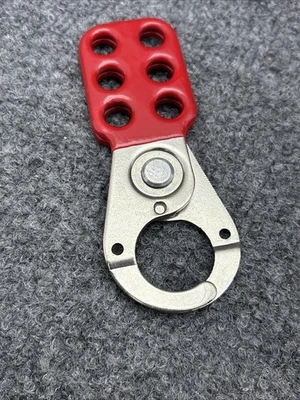 New | in-Stock Master Lock 30172 Safety Products (Other) California US | Davliegogo LLC #1708474