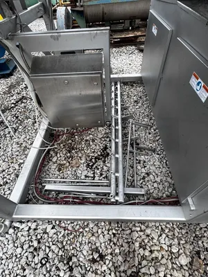 USED 2019 WEILER M12900