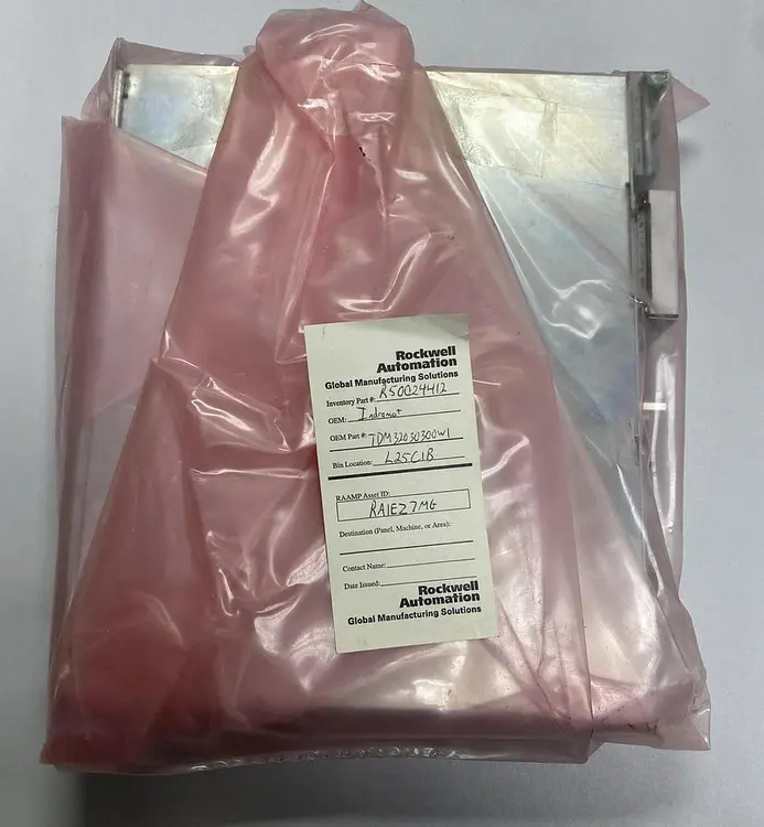 Used INDRAMAT TDM3.2-030-300-W1 Servo Drives | Surplus Asset Holdings #1227270