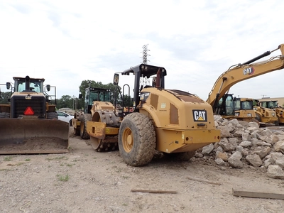 Used 2015 Caterpillar CS56B Single Drum Rollers Kansas US | Zadoon Equipment #1480895