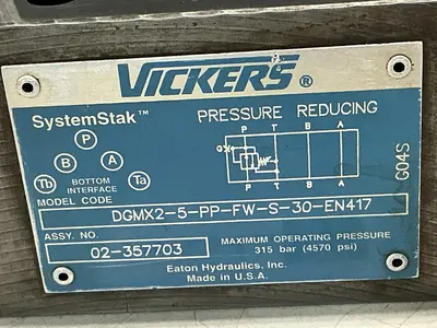 USED VICKERS DGMX2-5-PP-FW-S-30-EN417