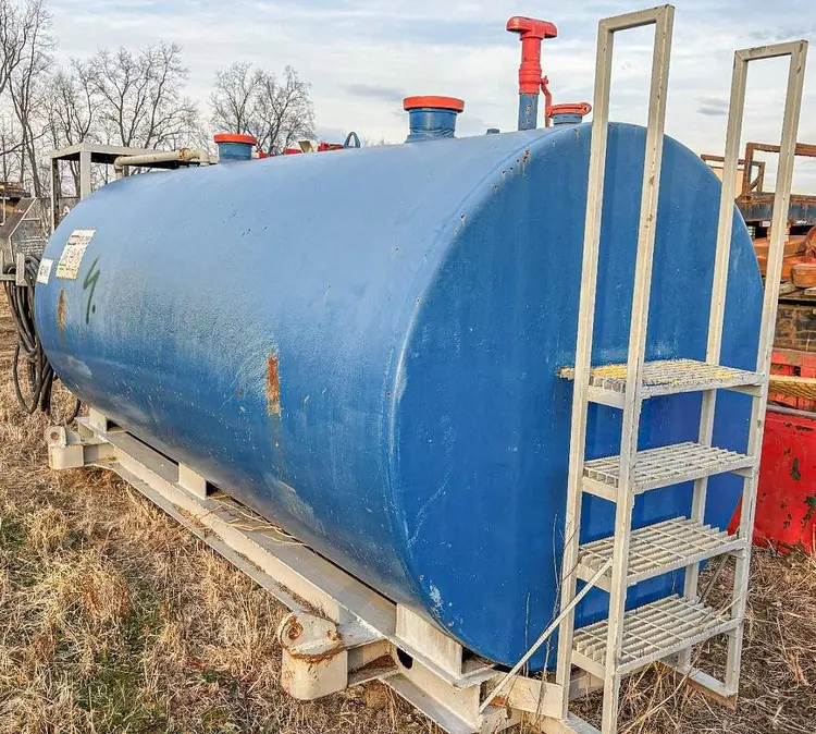 Used AFTERMARKET SKID-MOUNTED DIESEL FUEL TANK Stationary Fuel Tanks Pennsylvania US | East West Machinery & Drilling #1417818