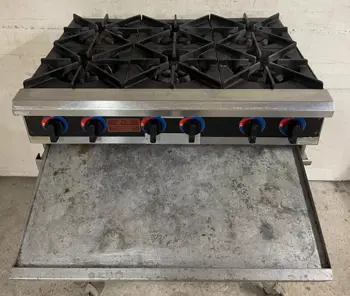 182-0001 Starmax Natural Gas Countertop 6 Burner Range
