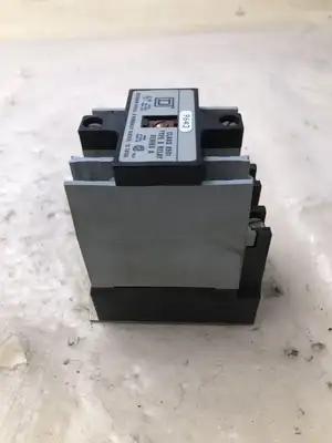 Square D Type X0 40 Series A 9-12 Pole Industrial Control Relay 20A 600VAC