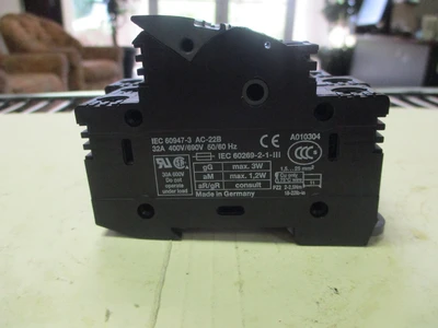 USED Phoenix Contact 60947-3