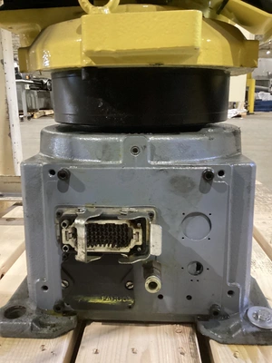 Used FANUC ARC MATE 120IC/R-30IB Robots Michigan US | iGAM Industrial Marketplace #1376911