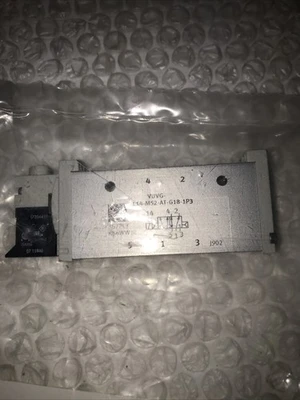 NEW Festo VUVG-L14-M52-AT-G18-1P3
