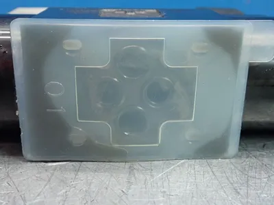 USED YUKEN DSG013C60D24N70