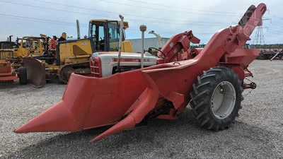 USED 1957 FORD 971