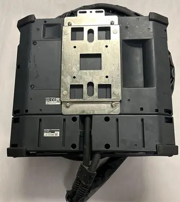 Used KEYENCE VT3-V7R Misc Electrical & Power Parts | Surplus Asset Holdings #1217964