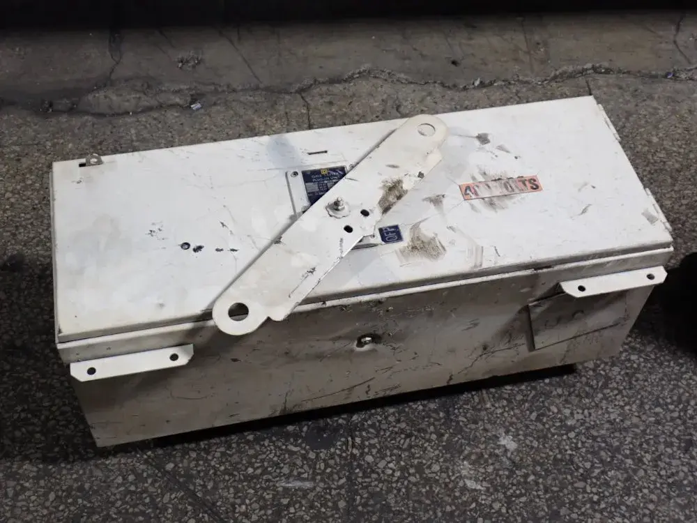 USED SQUARE D SD3640