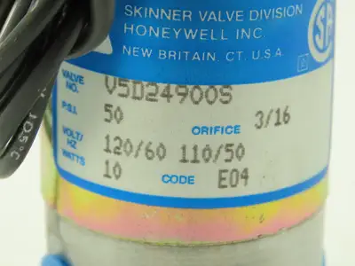 Honeywell Skinner V5D24900S Solenoid Valve 2-Way NC 120V 50 PSI 1/4" NPT