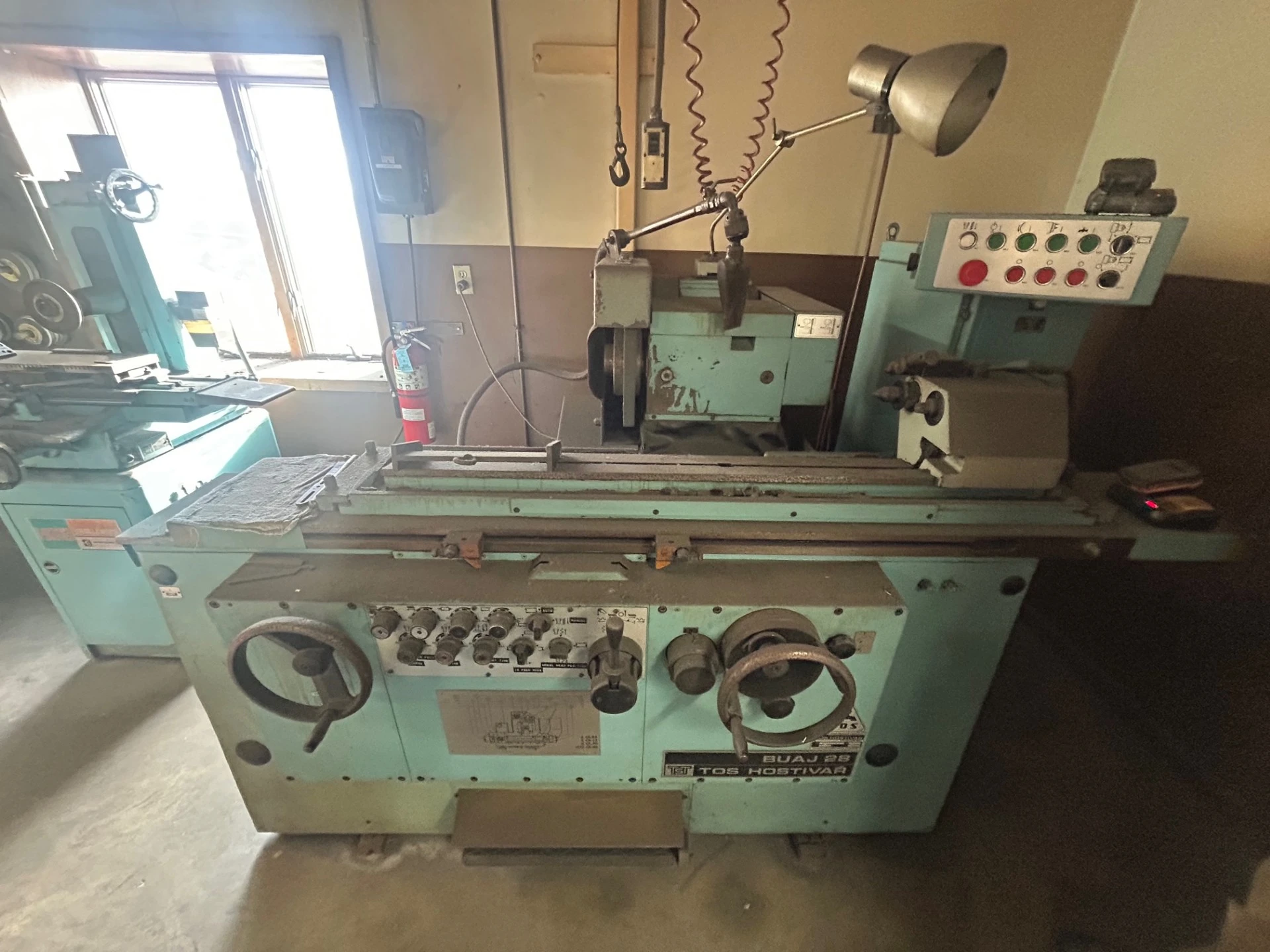 1989 To Hostivar BUAJ 28-630 Automatic Cylindrical Grinder