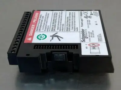 Schneider Electric - PowerLogic - PM8M26 - Module 3D-1