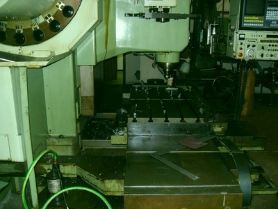 USED 1982 OKUMA MC-5V