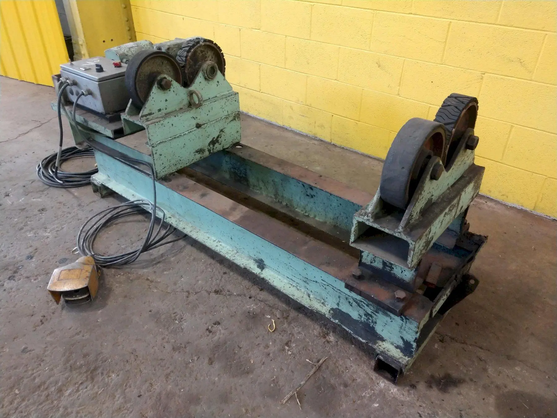 TANK TURNING ROLL DRIVER: STOCK #11344
