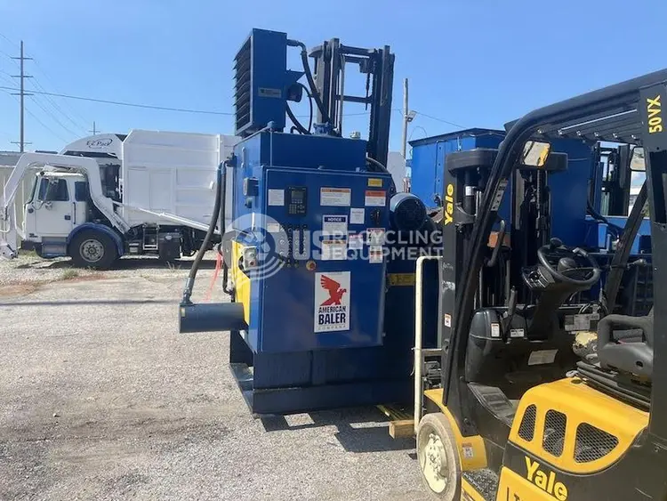 Used 2004 AMERICAN BALER DC 5043-830R HORIZONTAL AUTO TIE Balers Kentucky US | US Recycling Equipment #1357065