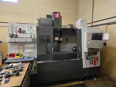 2016 HAAS VF-4SS Vertical Machining Centers | 520 Machinery Sales LLC (1)