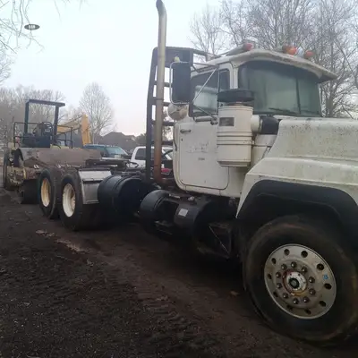Used 1991 MACK RD688S Conventional trucks Tennessee US | Ran Equipment #1403743