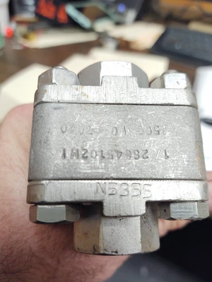 NEW 1/2" NPT WATTS S845102MI 1500#  BALL VALVE WELD SOCKET STAINLESS STEEL