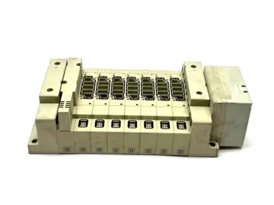 SS5V2-W10S0D-08B-N3 | SMC  Plug-In Pneumatic Manifold - Used