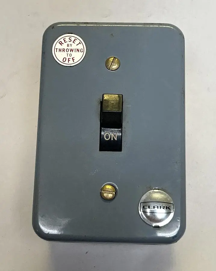 New | in-Stock CLARK RL-11 Industrial Controls Ohio US | Surplus Asset Holdings #1243652