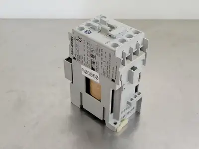 USED ALLEN-BRADLEY 100-C12ZJ10