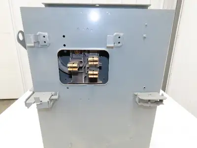 Square D PQ3620 I-Line Busway Plug-In Fusible Disconnect Box 200 Amp 3P 3W 600V