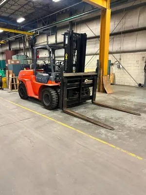 Used _UNKNOWN_ _UNKNOWN_ Liquid Propane Forklifts Virginia US | Myron Bowling Auctioneers Inc #1561888