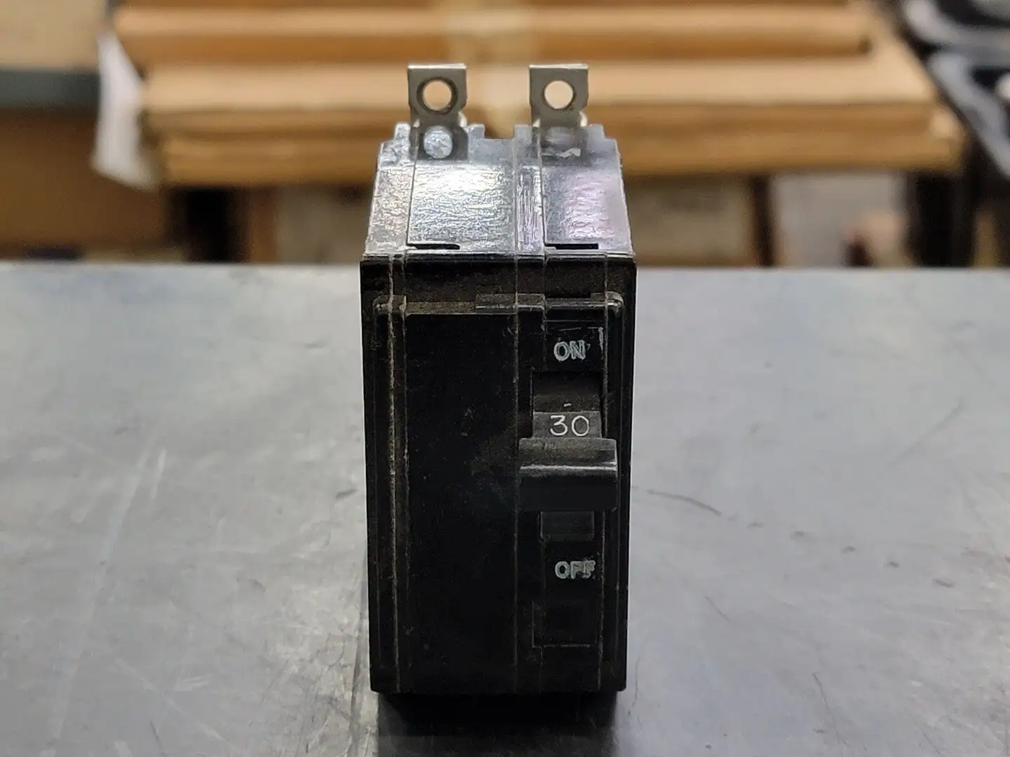 USED SQUARE D QOB230