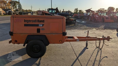 USED 2002 INGERSOLL-RAND P250WJD
