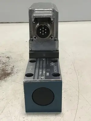USED BOSCH 0 811 402 073