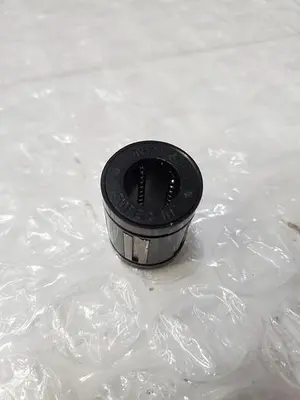THOMSON SUPER BALL BUSHING LINEAR BEARING 201-140